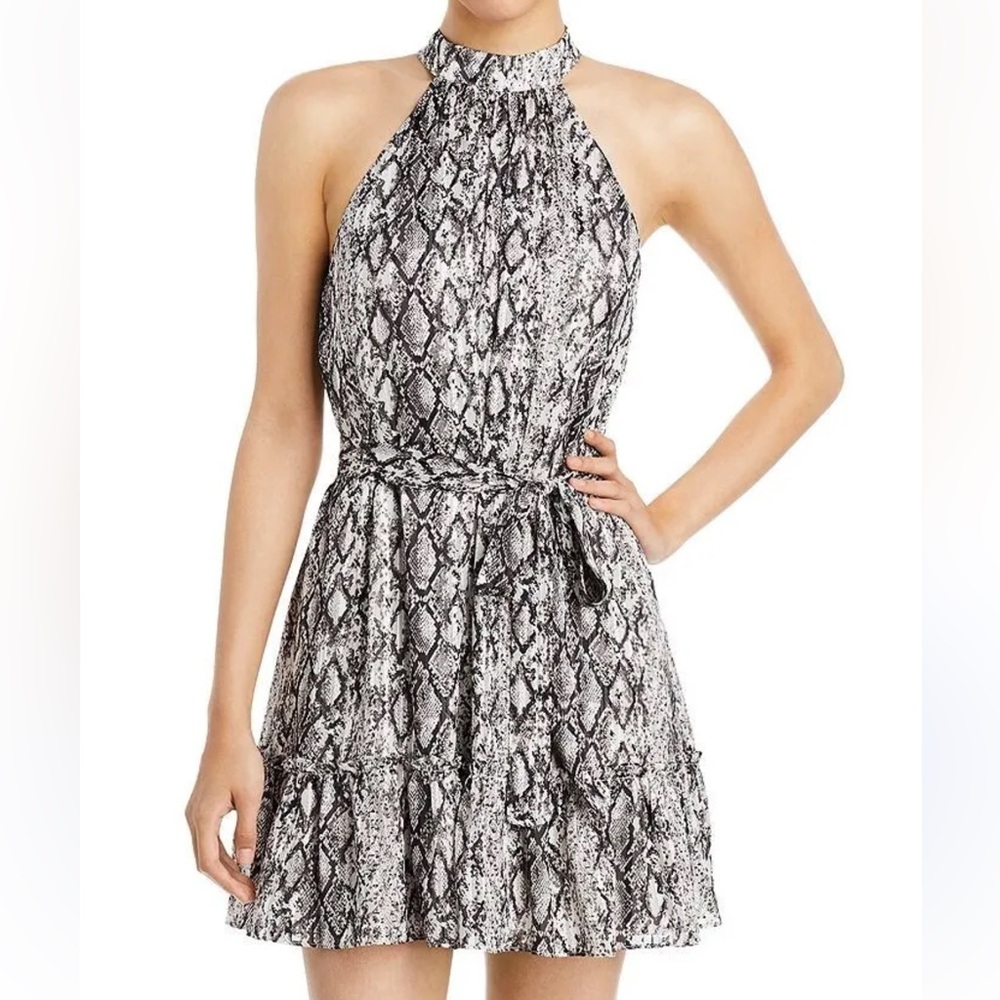 Aqua Snake print Dress With Belt. Very cute and flattering!
